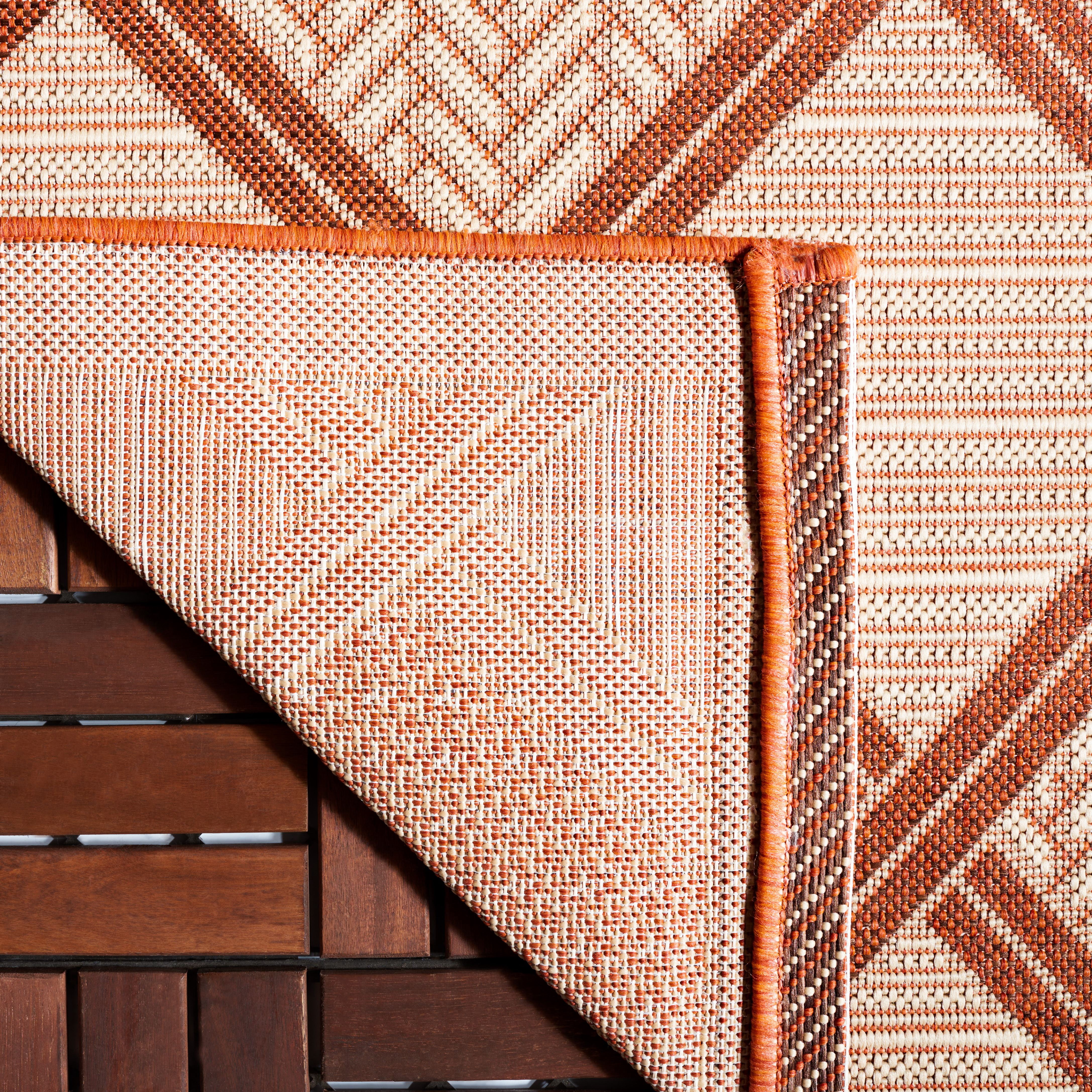 Safavieh Courtyard Shawn Geometric Indoor/Outdoor Area Rug, Cream/Terracotta, 4' x 5'7"