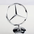 thumbnail image 4 of Insignia Con Símbolo Cromado Adorno para Capó Mercedes W124 W202 W203 W204, 4 of 4