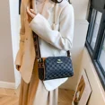 thumbnail image 5 of Bolsos de mano de piel sintética de moda para mujer, bolsos cruzados de hombro de marca famosa de diseñador para mujer, bolso negro de correa ancha para mujer, 5 of 5