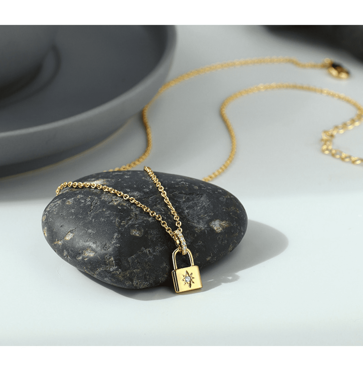 Padlock Initial Necklace (18K gold plated) - Talisa Jewelry