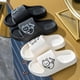 thumbnail image 5 of Zapatillas de baño con plataforma para mujer, chanclas antideslizantes de dibujos animados de gato, sandalias de playa, Zapatillas de interior, verano, 2023, 5 of 7
