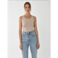 thumbnail image 5 of Basic Button Detailed Crop Top, 5 of 8