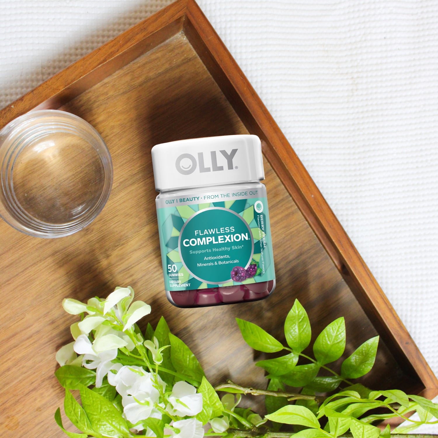 OLLY Flawless Complexion Gummy, Skin Support Supplement, Vitamins A, E & Zinc, 50 Ct