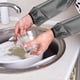 thumbnail image 1 of 2x Manga de brazos Suministros de limpieza Mangas impermeables Multiuso Anti Dirty Oversleeves Antebrazo Brazos Manga Oversleeves para Pesca Cocina Negro Macarena Mangas impermeables, 1 of 8