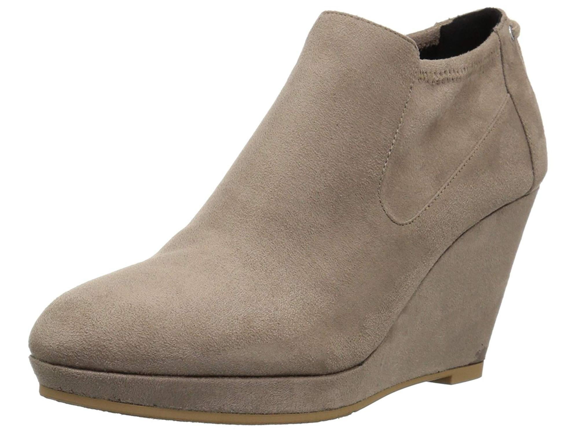 cl by laundry wedge bootie