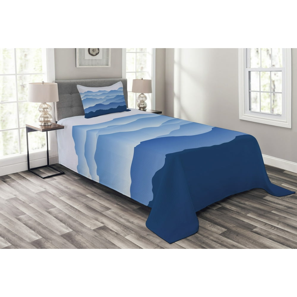 Mountain Bedspread Set, Nature Theme A Panoramic Silhouette of the