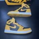 thumbnail image 3 of Size 9.5 - Jo r-dan 1 Retro OG High Pollen, 3 of 6
