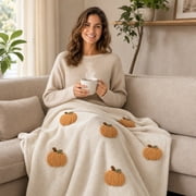 Guvpev Halloween Flannel Throw Blanket, 39.4" x 27.6" Soft Plush 3D Pumpkin Printed Decorative Blanket for Couch, Bed, Travel, Living Room, Cozy Fall Holiday Home Accent