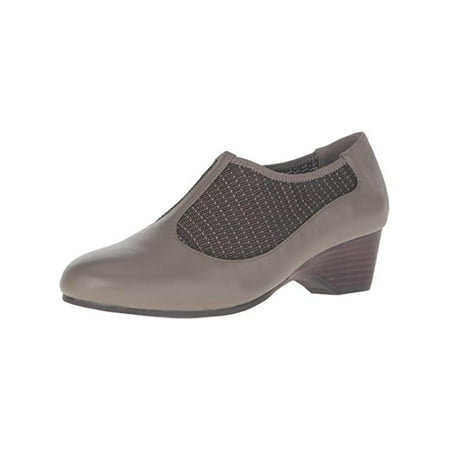 

Bella Vita Womens Petra Leather Kitten Pumps