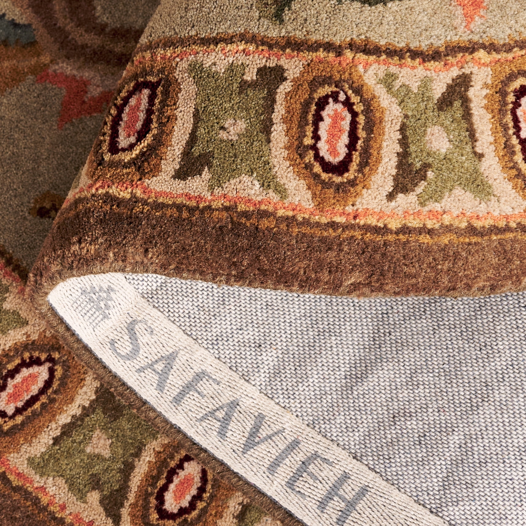 SAFAVIEH Classic Kirsteen Oriental Wool Runner Rug, Beige/Olive, 2'3" x 12'
