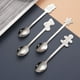 thumbnail image 2 of JUEGO DE CUCHARAS DE ACERO NAVIDINAS, CUCHARA PARA PASTEL DE POSTRE DE ACERO INOXIDABLE, REGALOS DE NAVIDAD, FAMILARES Y AMIGOS, 2 of 5