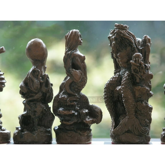 Sea Life Berkeley Chess Set with 3.75 inch King - Cream and Brown