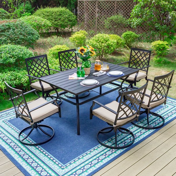 Clearance in Outdoor Dining Sets