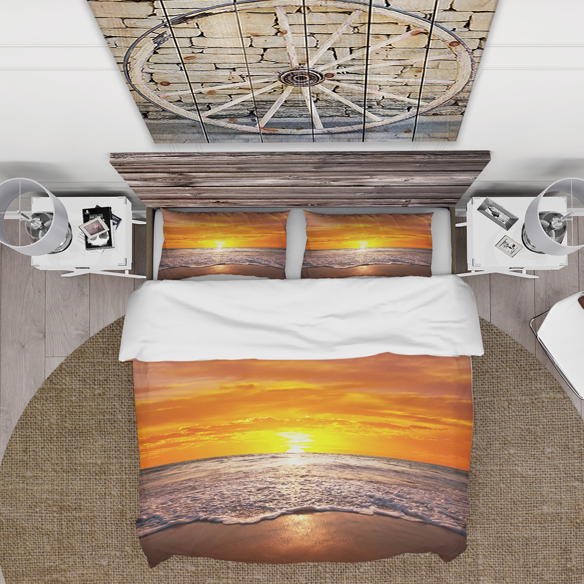 Designart 'Majestic Sunset with Foaming Waves' Seashore Duvet Cover Set