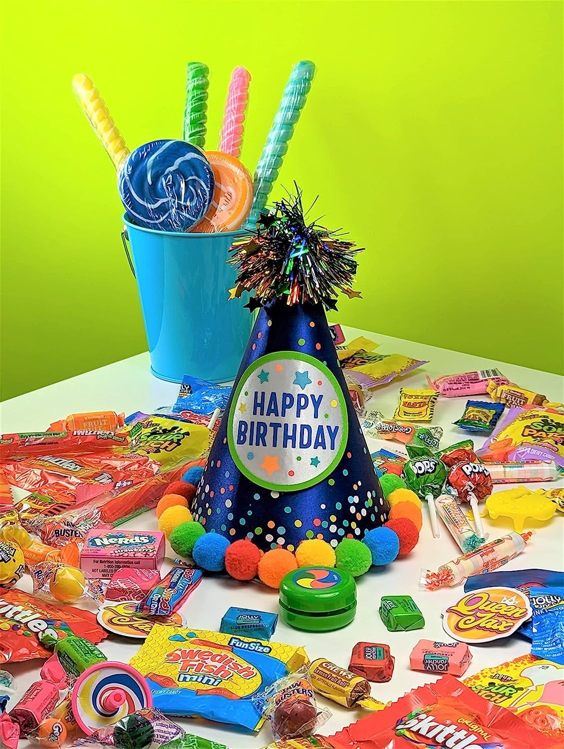 Variety Candy Pack - 2 LB Assorted Party Mix - Individually Wrapped Bulk - Pinata Mix - Deluxe Queen Jax Candy Assortment