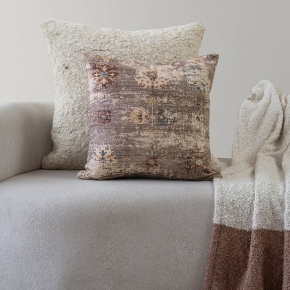Harlow Hill Charleston 18" x 18" Taupe Floral Polyester Adult Decorative Throw Pillow