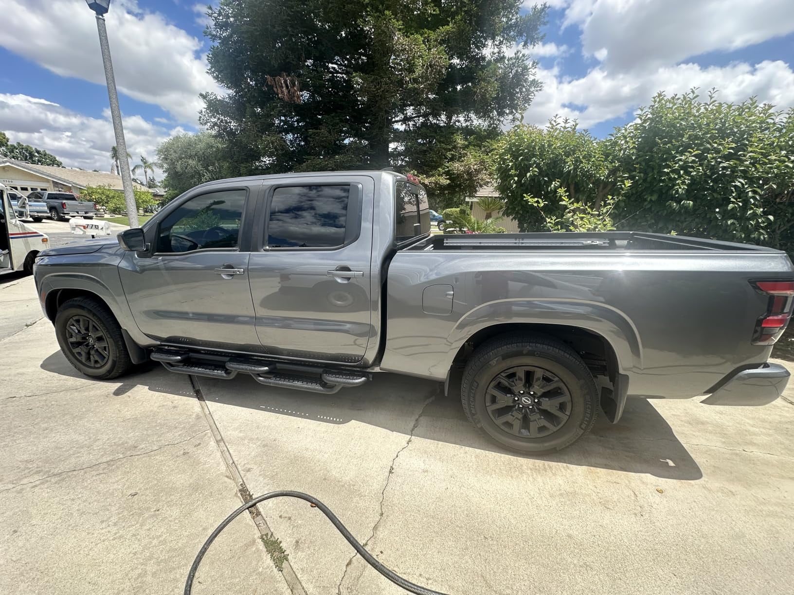 Vijay Running Boards Compatible with 2005-2025 Nissan Frontier Crew Cab 4-Door Bolt-on Side Steps Rails Steel Nerf Bars