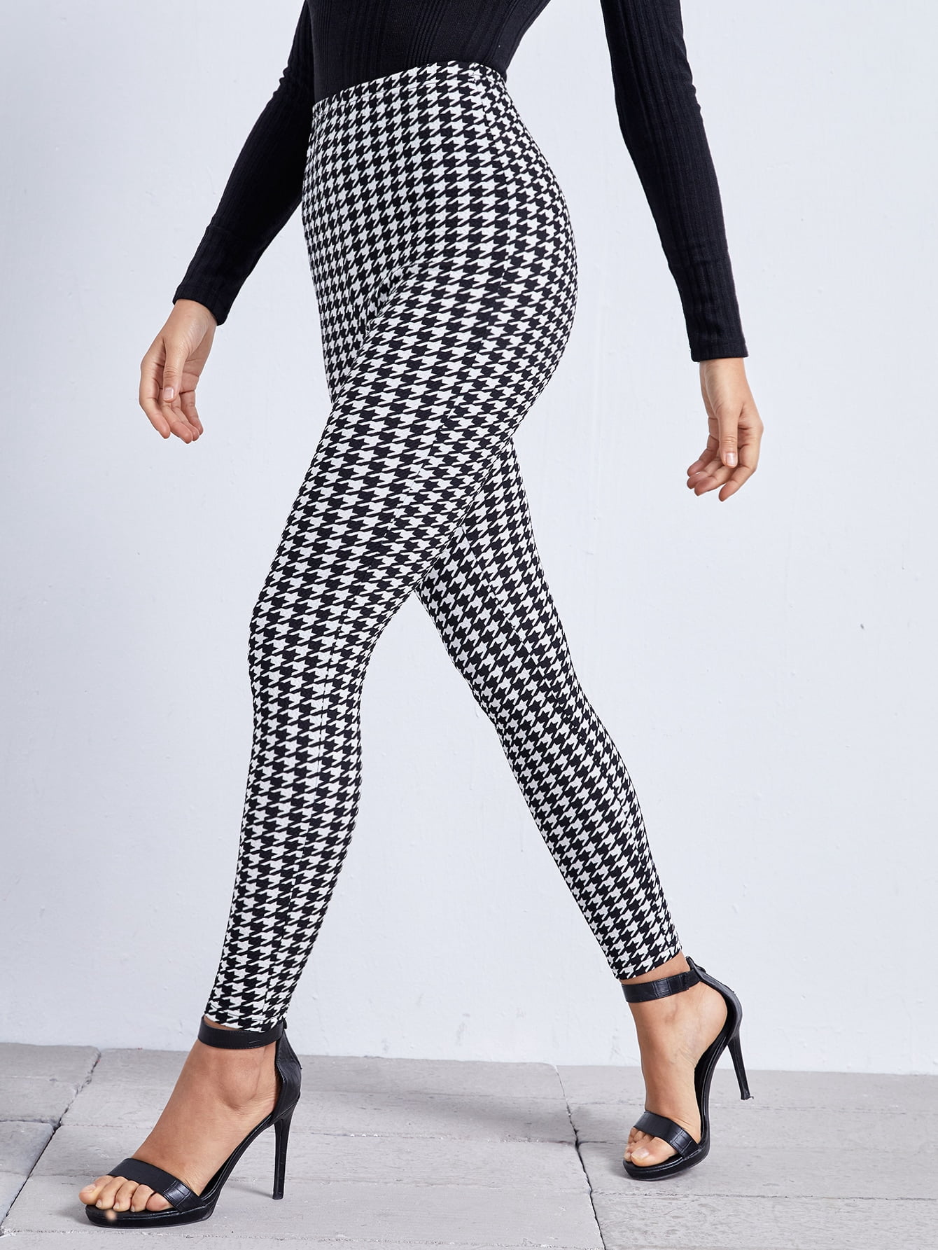 2022 Summer Casual Black and White 