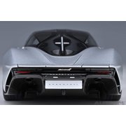 McLaren Speedtail Supernova Silver Metallic with Black Top and Suitcase Accessories 1/18 Model Car by Autoart