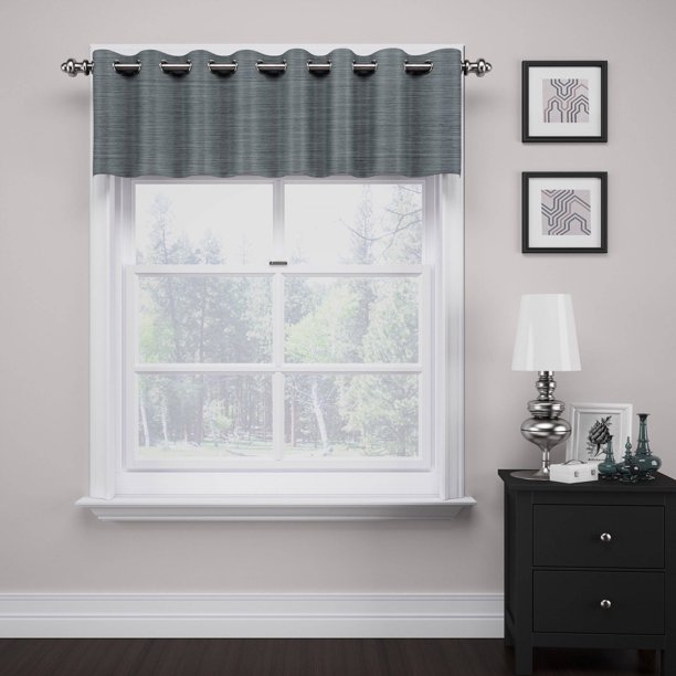 Deron Thermalayer Grommet Valance