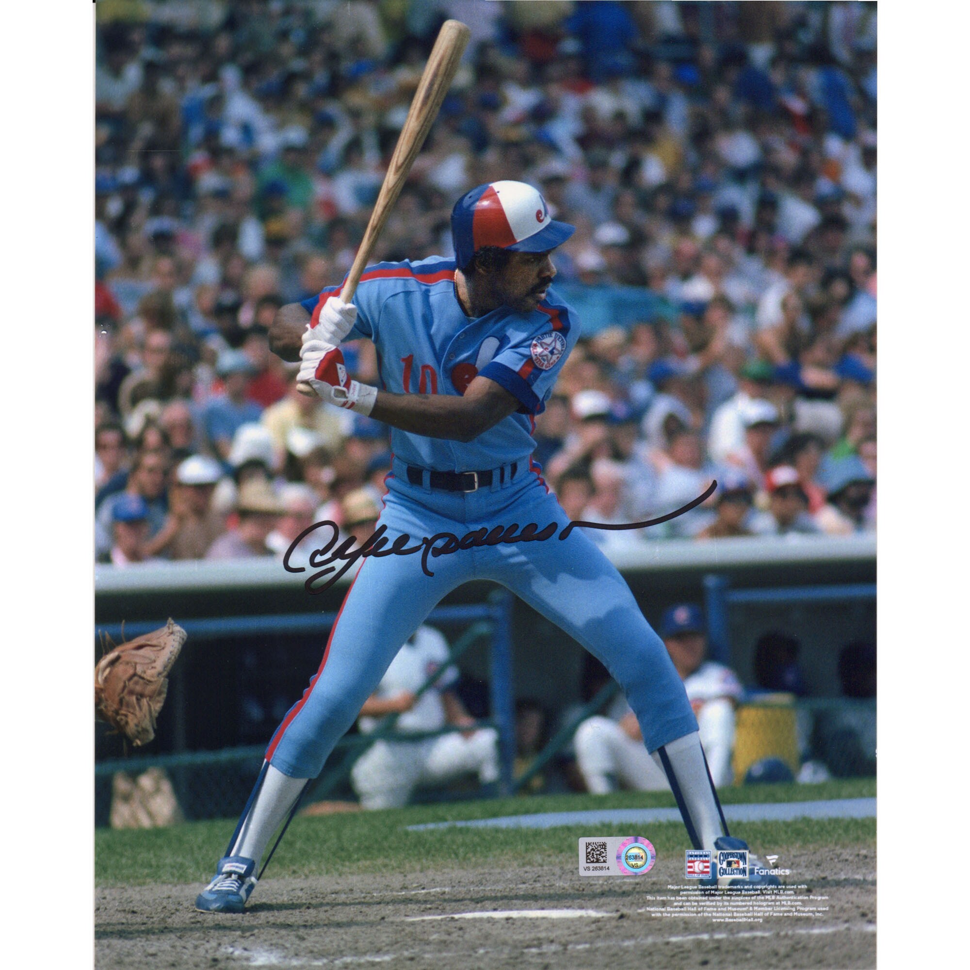 Andre Dawson Chicago Cubs Autographed 8 x 10 Hitting Photograph