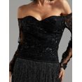 thumbnail image 5 of Vestido de lentejuelas BELLA BARNETT con hombros descubiertos y flecos negro, 5 of 5