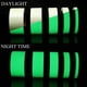 thumbnail image 3 of Cinta autoadhesiva fluorescente de 10 m x 2 cm, cinta que brilla en la oscuridad, cinta adhesiva luminosa verde brillante, cinta adhesiva fosforescente de seguridad, extraíble, impermeable,, 3 of 5