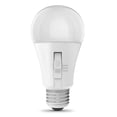 thumbnail image 2 of Bombilla Feit Electric A19 LED con sensor de movimiento, 800 lúmenes, 2 of 6