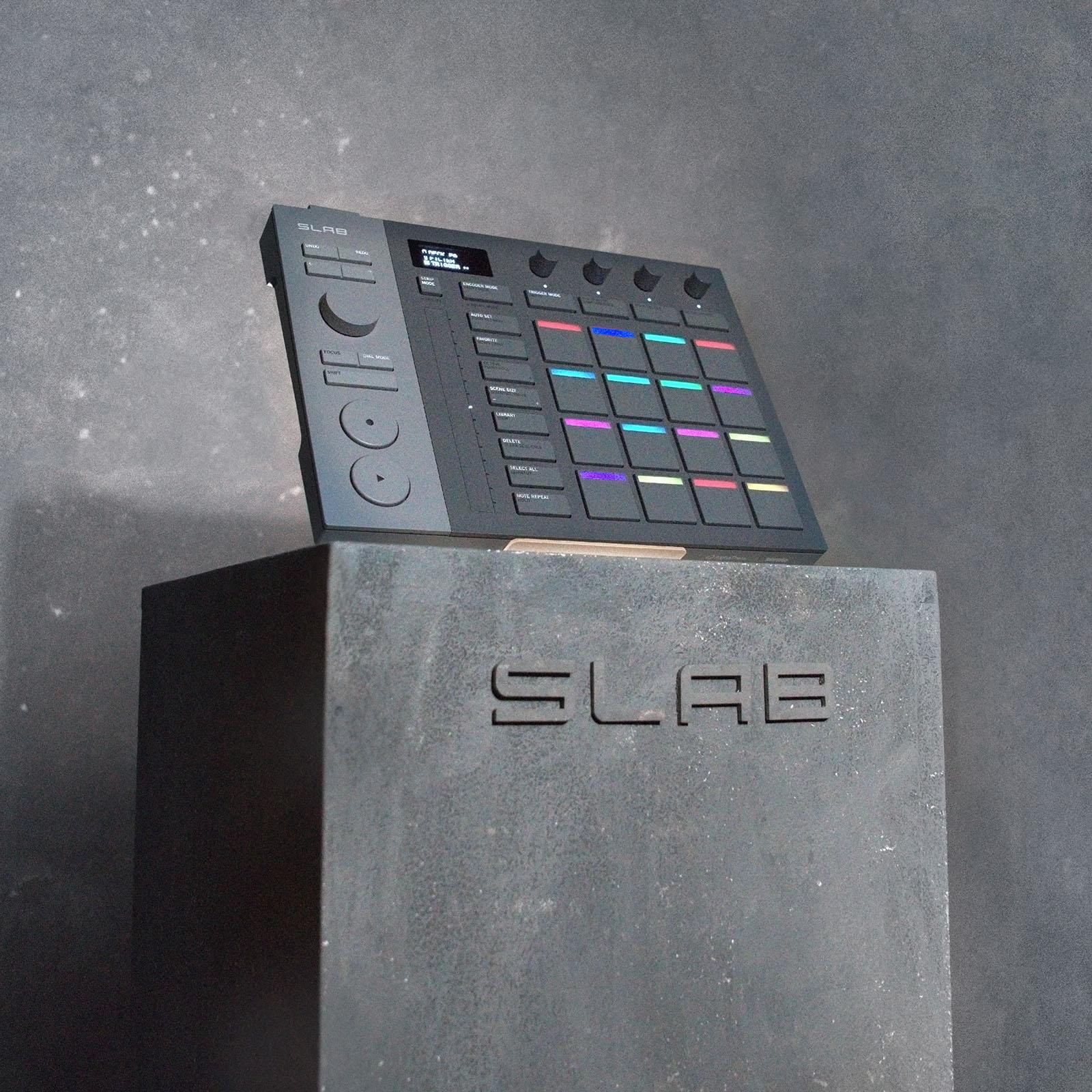 AlphaTheta SLAB Music Production Controller Optimized for Serato Studio