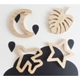 thumbnail image 2 of Pegatinas de pared de madera con forma de luna, estrella, avión, mariposa, decoración de pino macizo, para habitación de niños, 2 of 5