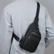 thumbnail image 5 of Bolso Cruzado Impermeable para Hombre de Poliuretano – Mochila Ligera Multifuncional de Hombro con Puerto para Auriculares, Compartimiento Espacioso, Marrón/Negro, 30x17x6cm, 5 of 7
