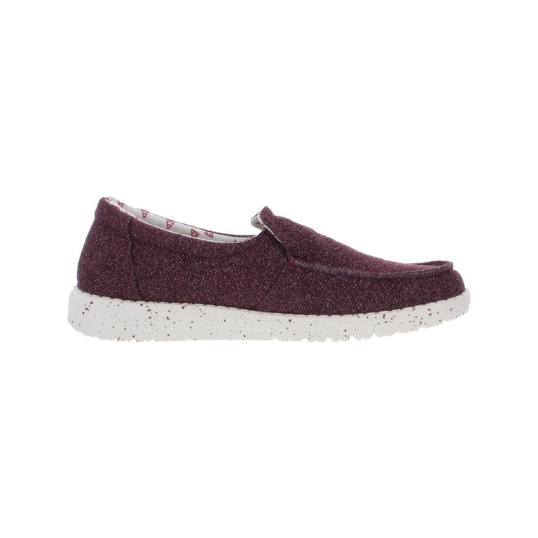 Maroon hey deals dudes