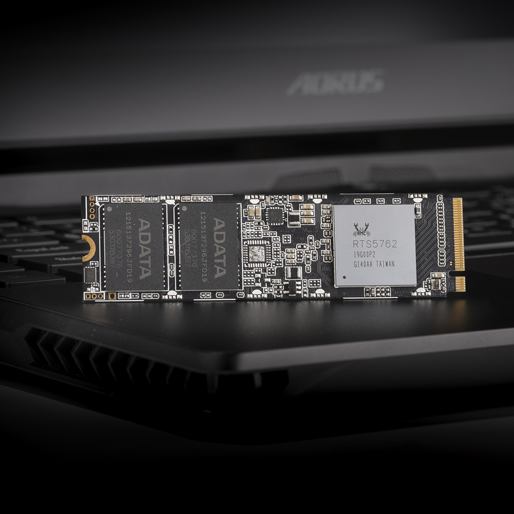 値下げ M.2 SSD 4TB ADATA XPG SX8100 NVMe XPG SX8100 Series Internal SSD 4TB M.2 NVMe PCIe Gen3x4 3D