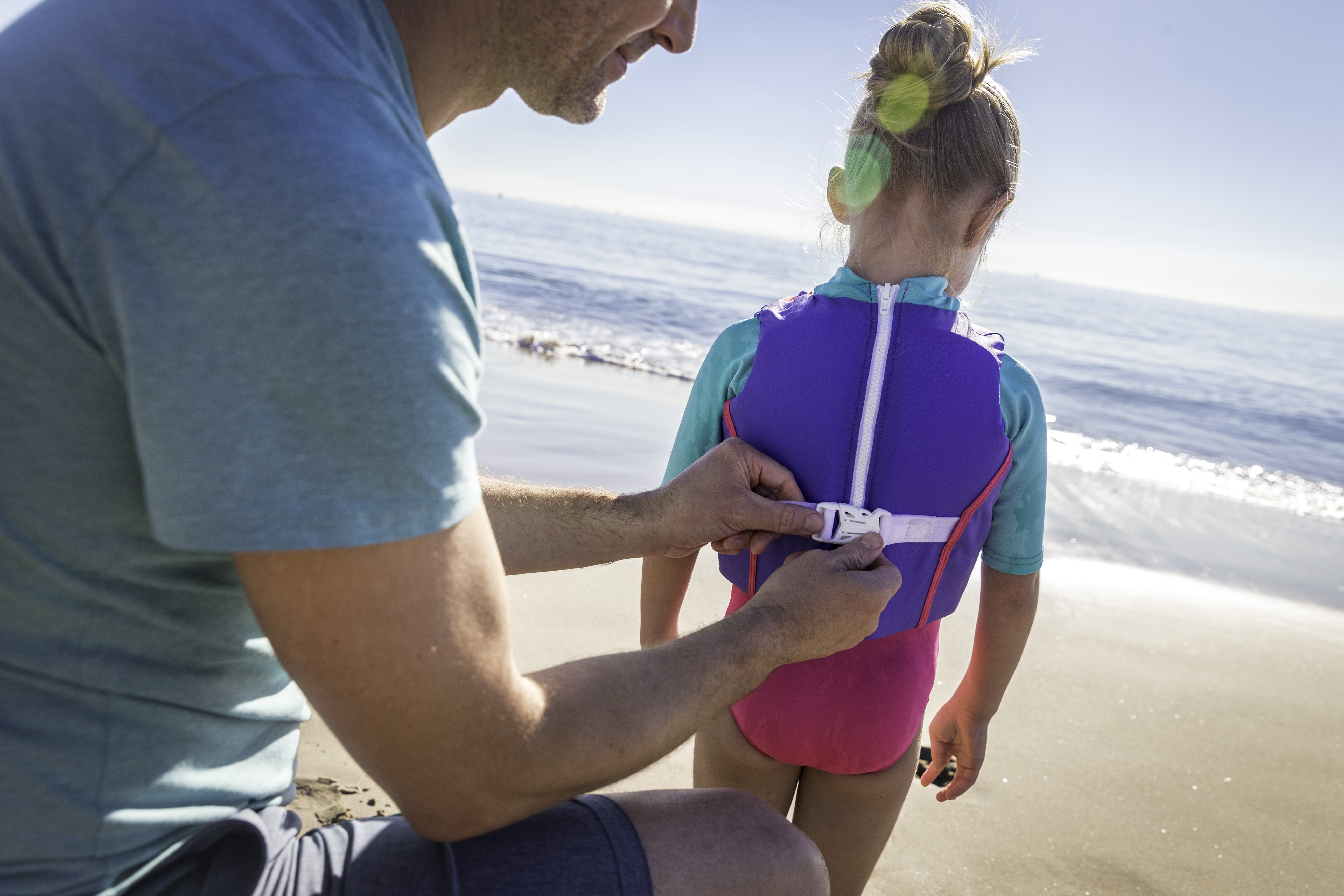 Puddle Jumper Unisex 2-in-1 Life Vest with Rash Guard for Children 33-55 Pounds, Mermaid