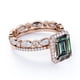 thumbnail image 4 of JeenMata Anillo de Bodas con Halo Enmarcado de 2 Quilates de Alejandrita Sintética de Corte Esmeralda y Moissanita Engastado con Banda de Bodas de Eternidad - Oro Rosa de 18 K sobre Plata, 4 of 4