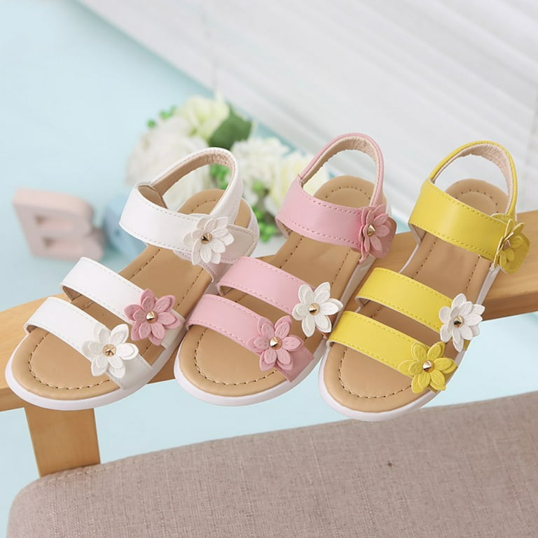 Kids store flower sandals