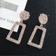 thumbnail image 3 of Pendientes colgantes grandes de metal con diseño geométrico, plateados y dorados, para mujeres y niñas, 2,2 cm, 3,3 cm y 6,8 cm, pequeños, en oro rosa, 3 of 4