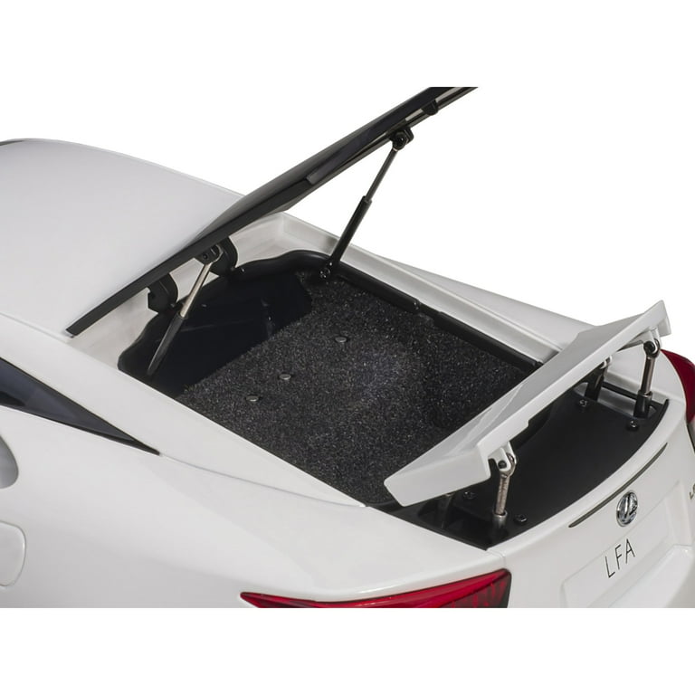 AUTOart 1/18 Lexus LFA Nurburgring Package Whitest White