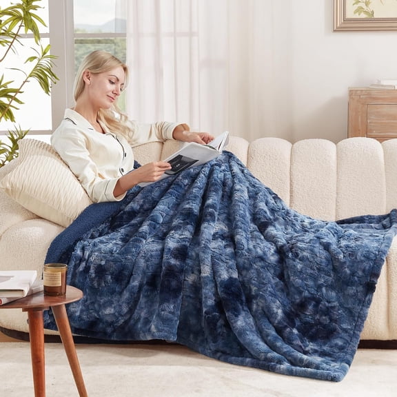 Electric Heated Throw Blanket, Faux Fur with 6 Heating Levels & Auto Off, Soft Cozy Sherpa Washable Blanket (50" x 60", Indigo)