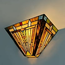 Vinplus Tiffany 1-Light Incandescent Wall Sconce with Stained Glass Shade
