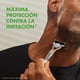 thumbnail image 5 of GILLETTE Skinguard, Cartucho de Rastrillo para Afeitar, 4 Repuestos con Barrera Protectora Anti Irritaci&oacute;n, Piel Sensible, Rastrillo para Hombre, 5 of 6