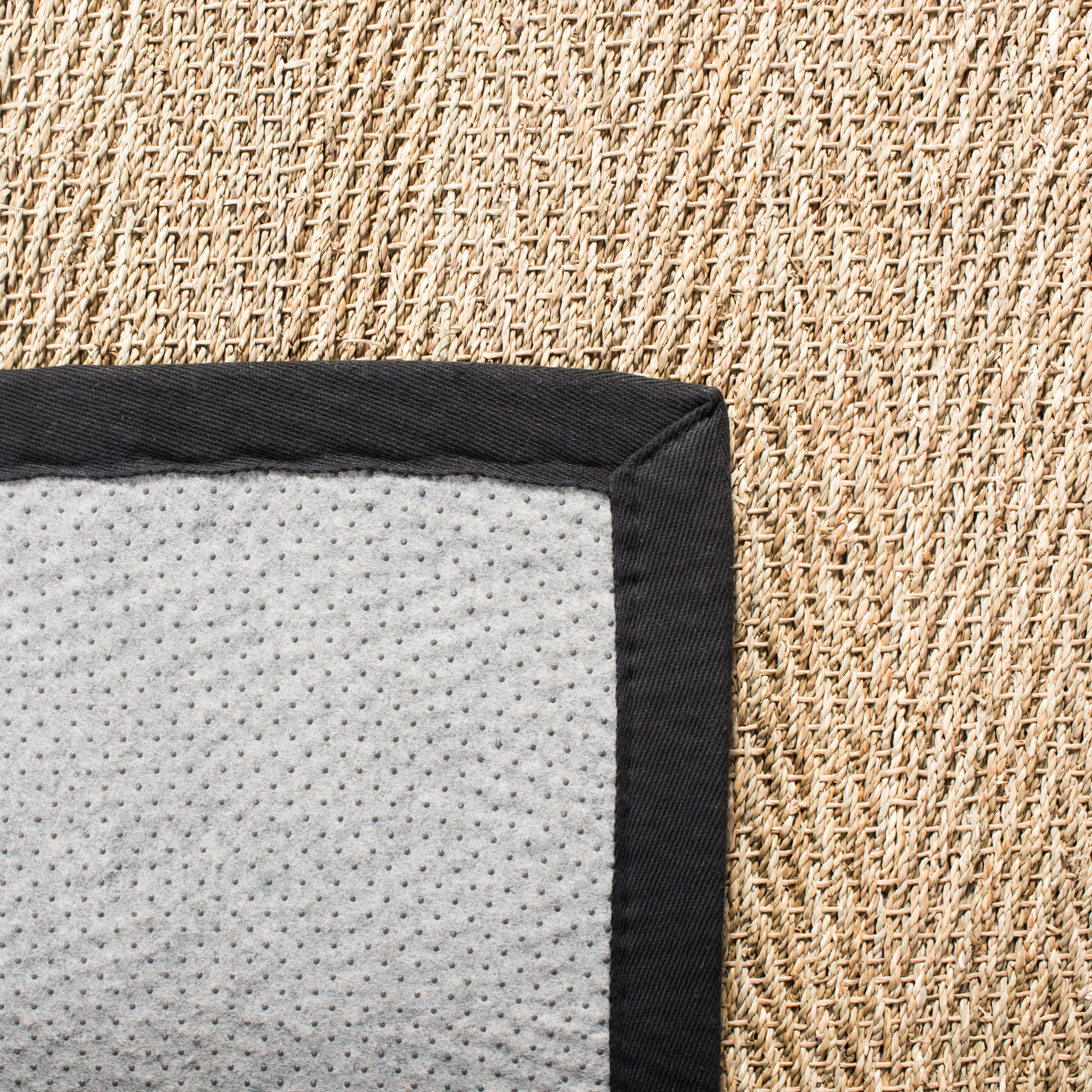 SAFAVIEH Natural Fiber Maisy Solid Runner Rug, Natural/Black, 2'6" x 8'