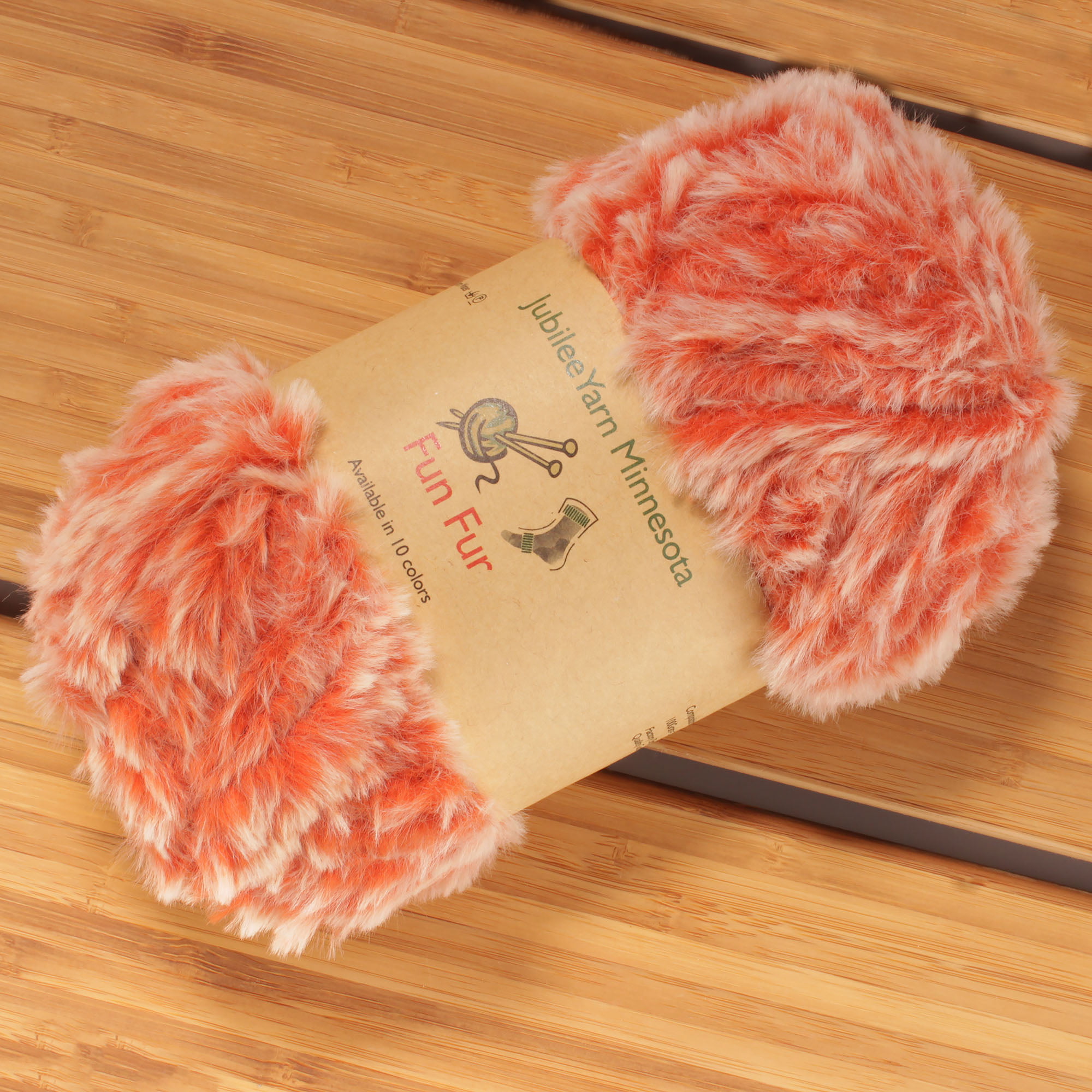 One Skein 200g DIY Knitting Plush Yarn Furry Eyelash Yarn Crochet Sweater  Scarf Doll Yarn Orange Faux Fur Yarn Novelty Yarn Fuzzy Blanket Pillow Home  Textile Yarn : : Home