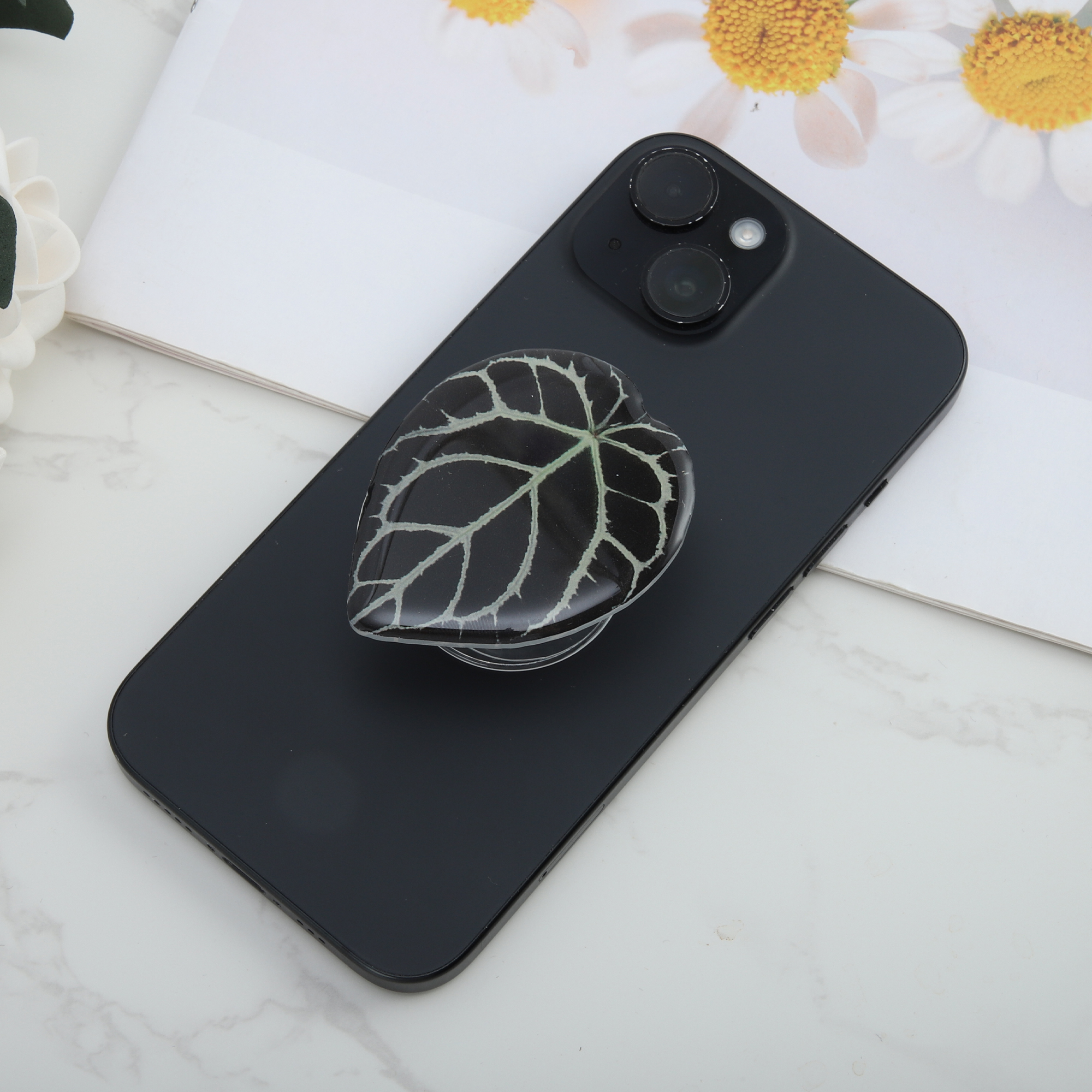 Unique Bargains Leaf Pattern Phone Grip with Strong Adhesive Backing Black