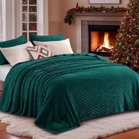 Aisbo Brushed Flannel Blanket Dark Green Queen, Super Soft and Cozy Blankets All Season Use