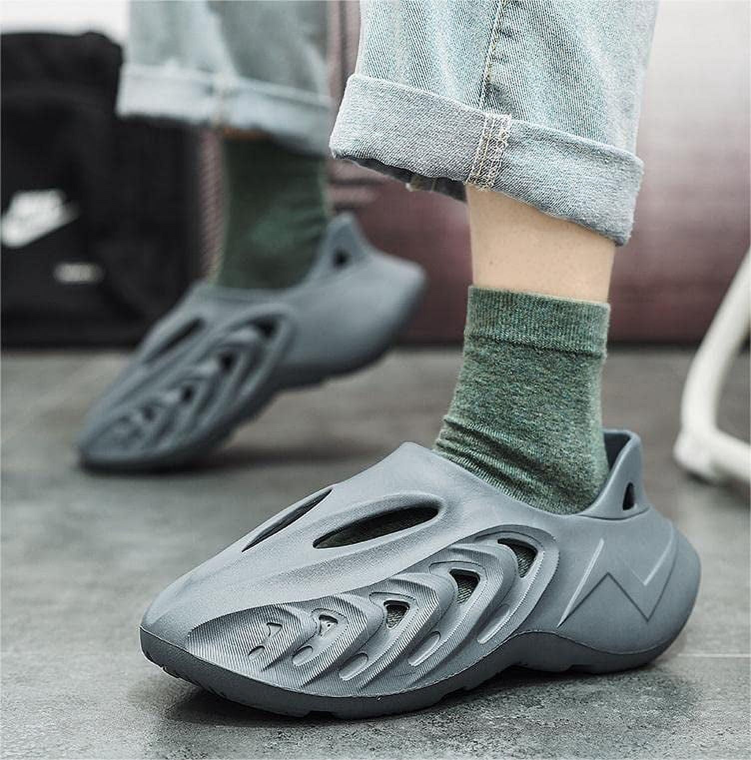 walmart knock off foam runners