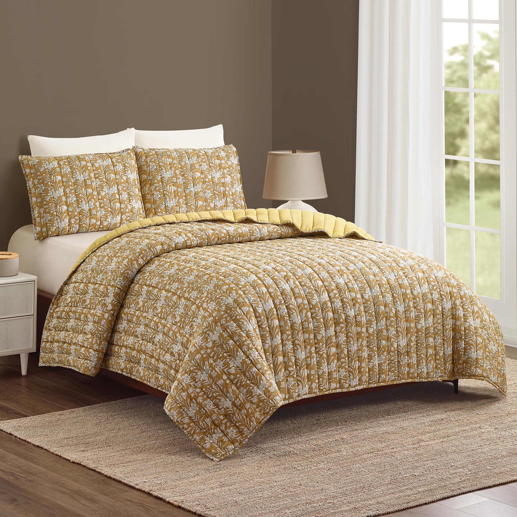 Laurel & Mayfair Block Print Sketched Floral Gold 3-Piece Cotton Voile Quilt Set, Full/Queen