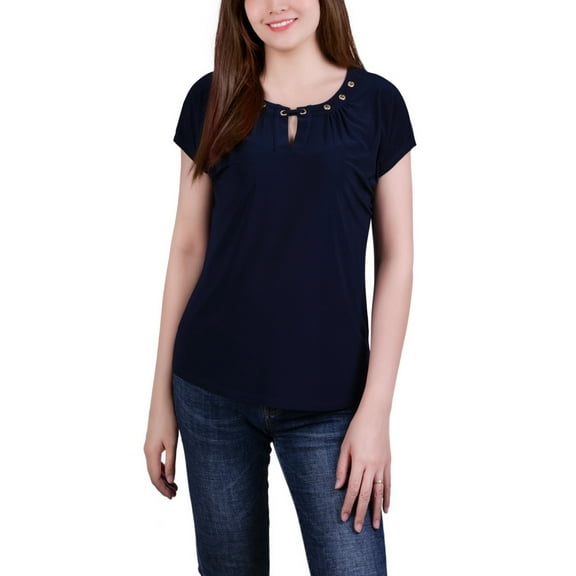 Petite Size Short Sleeve Grommet Top with Keyhole Black PM