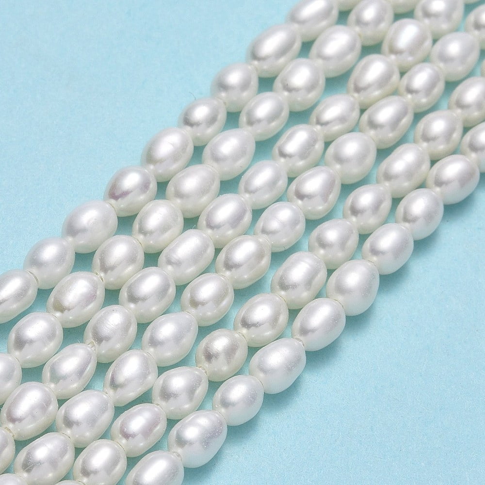 1 Strand Natural Cultured Freshwater Pearl Beads Strands Rice Linen 4~4.5x3~3.5mm Hole: 0.5mm about 84~85pcs/strand 14.37''~14.56"(36.5cm)