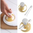 thumbnail image 3 of Molde para donas casero, molde de plástico para hacer donas, suministros de cocina para panadería, cortador de galletas, herramientas para decorar pan, repostería, 3 of 4